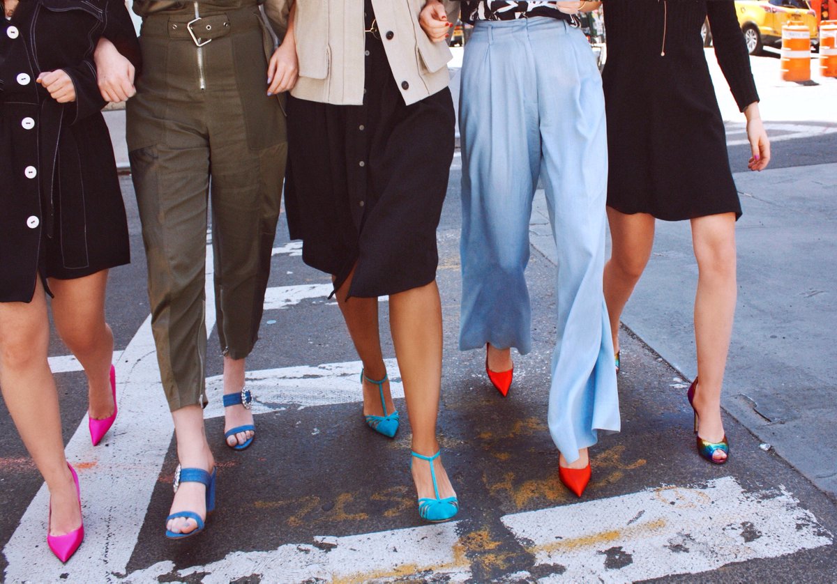 #SJPCollection is ONLINE!
We’re over the moon about our brand-new corner of the internet and I can assure you it’s full of color and sparkle!
If you haven't stopped by yet...
What are you waiting for?!
sjpbysarahjessicaparker.com.
Xx