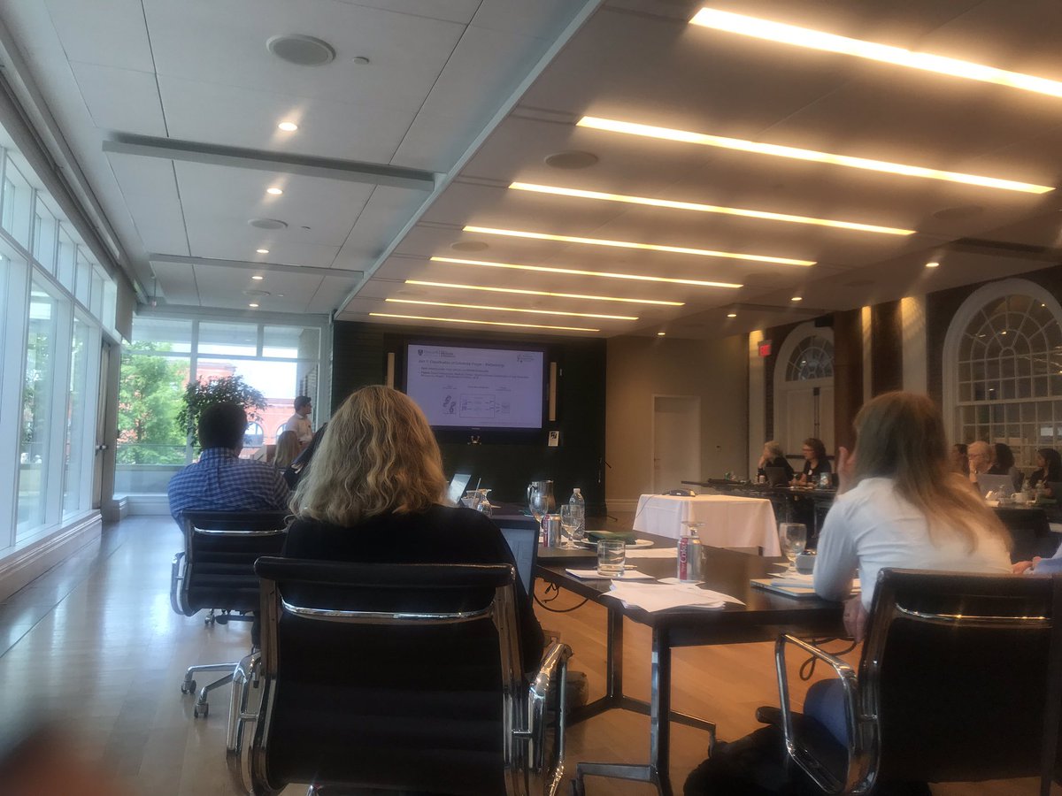 behicomp's tweet photo. #COBRE meeting #Dartmouthcollege #datascience department @saeedhp presenting our lab project https://t.co/prSbBZJmgV