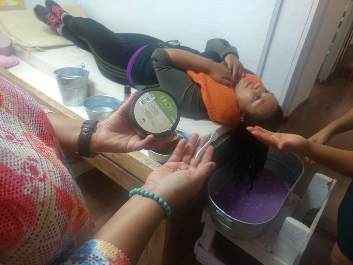 NaturaOda's tweet photo. #EnVivo tratamiento capilar #EkosPatauá crecimiento y fuerza del cabello de la raíz a las puntas #Natura #RedZeus
#OjodeAgua #Tecamac #Puebla #Tizayuca #FelizLunes https://t.co/Z7ra5lbI3Z