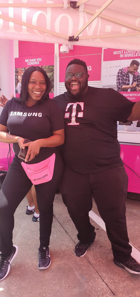 SamsungSolano's tweet photo. Come check out the Samsung s10 BOGO at Tmobile Euless!!! https://t.co/xAHKdpBas0
