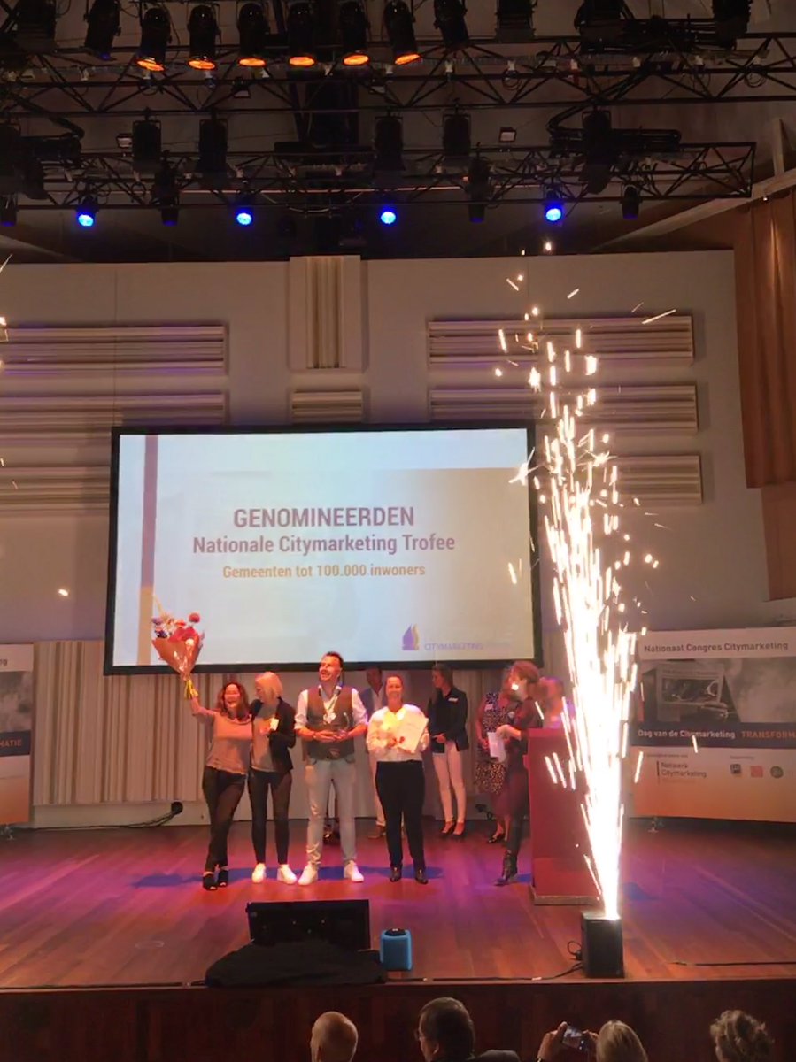 De winnaars van de nationale prijs voor citymarketing #bergenopzoom en @LeidenMarketing #gefeliciteerd   #ncnl