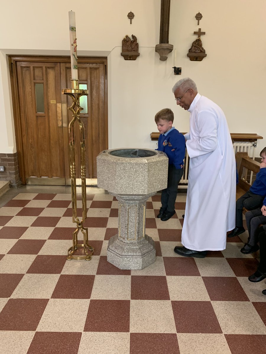 St_Gregorys_RC's tweet photo. Class 1 visit to St Gregory’s Church. Mass followed by a grand tour of the church. #EYFS #stgregoryschurch https://t.co/M0Yo9FQCU6