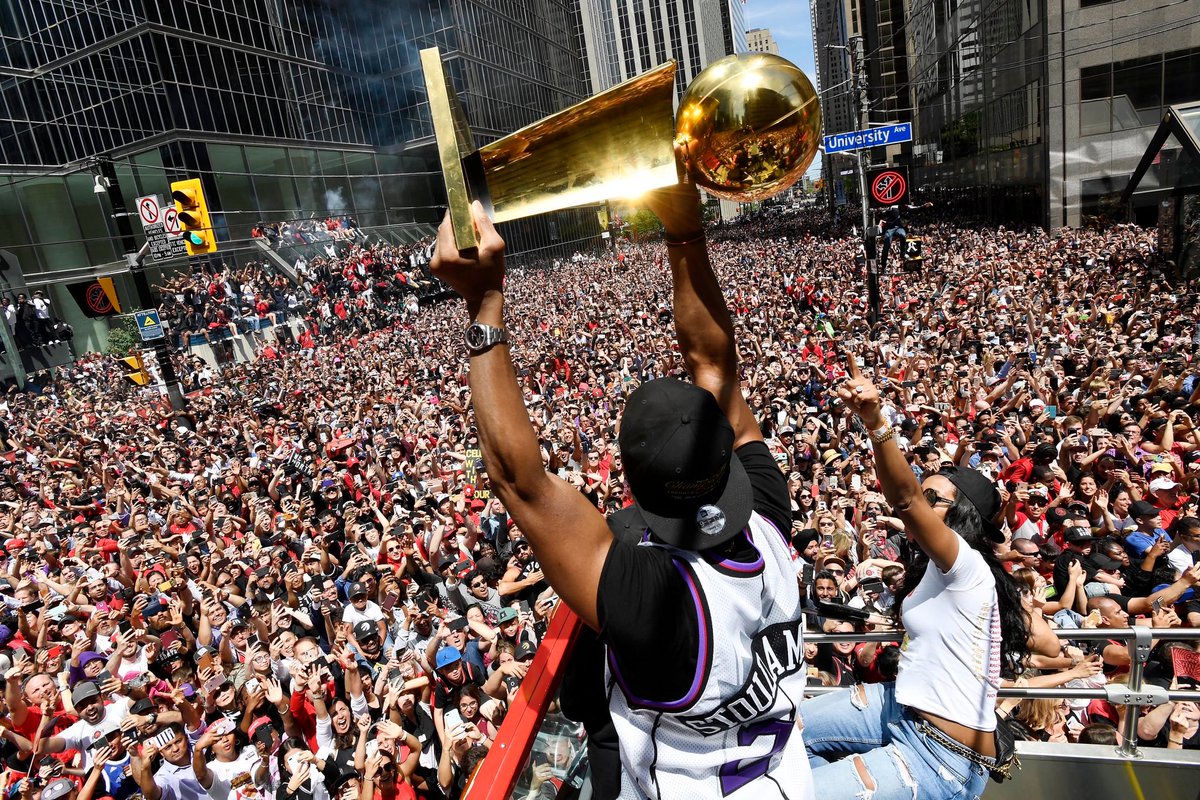 This shot of <a href="/Klow7/">Kyle Lowry</a>. Incredible. 

(📸: <a href="/frankgunnphoto/">Frank Gunn</a>)