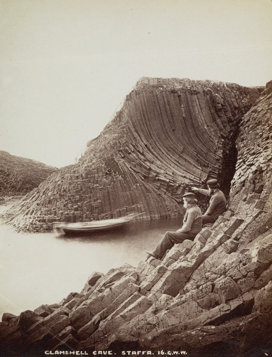 Clamshell Cave #Staffa
📷 George Washington Wilson (1823-1893) <a href="/NatGalleriesSco/">National Galleries of Scotland</a>