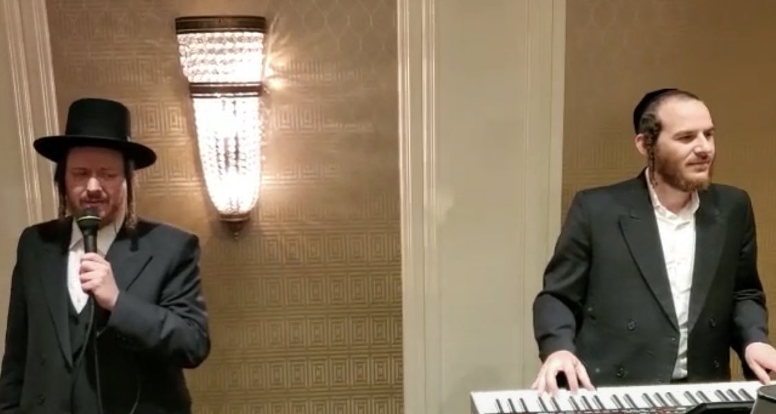 Jewish Music (@jewishmusichook) on Twitter photo Beautiful wedding done last night in willy by the great <a href="/YoelyFreund/">Yoely Freund</a> as lead with the phenomenal <a href="/MottyMiller/">Motty Miller</a> on keys Beautiful wedding done last night in willy by the great <a href="/YoelyFreund/">Yoely Freund</a> as lead with the phenomenal <a href="/MottyMiller/">Motty Miller</a> on keys
