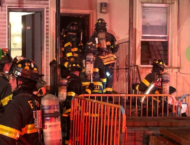 UFANYC's tweet photo. Three alarm fire this morning in injuring two firefighters and displacing 15 people. The fire erupted in the top floor of a two-story building in Cony Island. Thank you to the @FDNY firefighters in #Ladder166 who responded to this fire.
#FDNY #UFA #secondsmatter https://t.co/tyTt2DX3eu