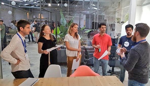 DavidPollardIRL's tweet photo. That's a wrap!

46 participants ♥ 
20 pitches 🎤 
10 mentors 💡 
4 amazing food sponsors 🍲 
1 amazing organising team 📝

@SWSRBCN #GSWSR https://t.co/3j0KPDnrTx