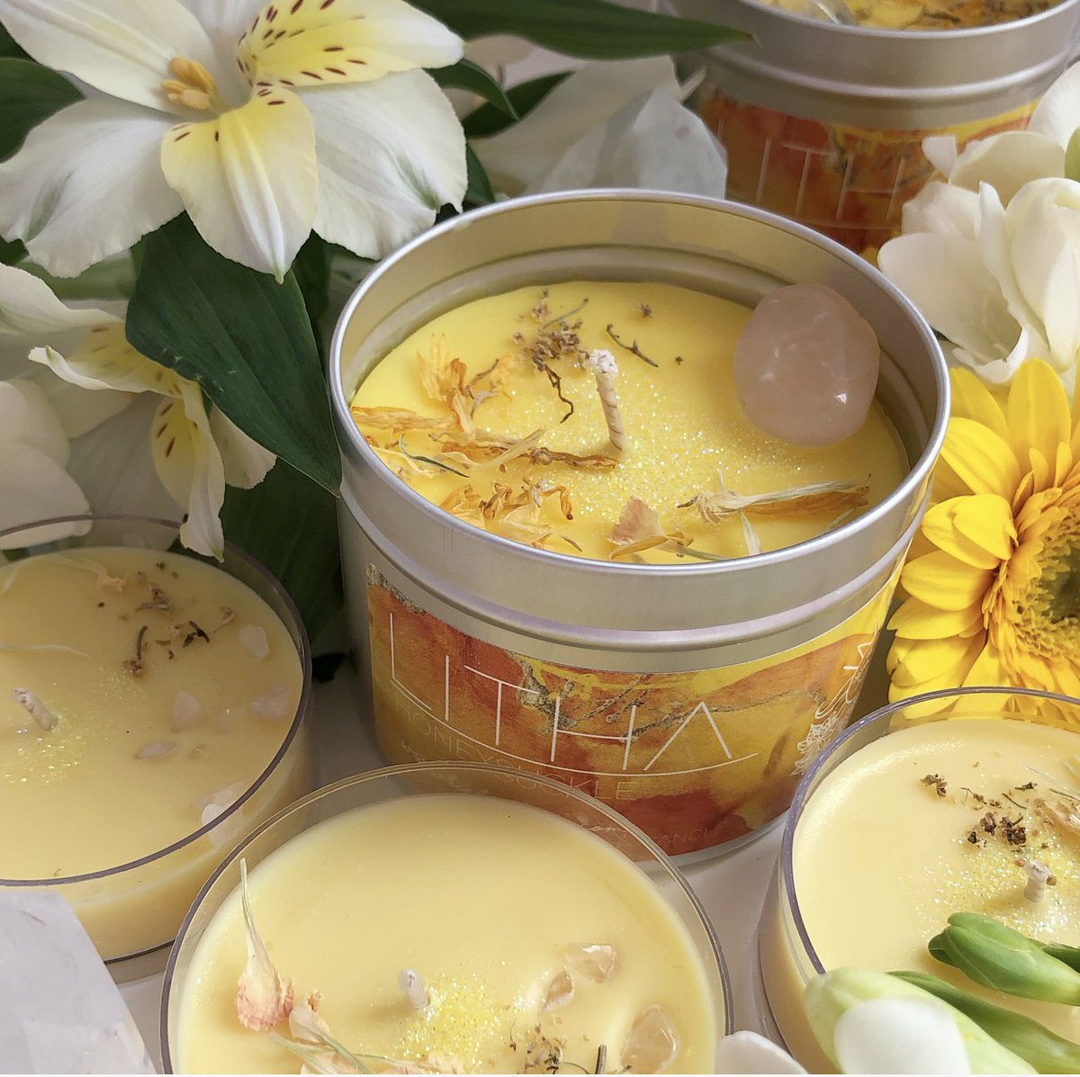 urbanlune's tweet photo. UrbanLune Litha Crystal Candles are running low! Once they are gone, they're gone! Litha is handmade in the UK with coconut + soy wax, sweet honeysuckle fragrance + rose quartz. 

Available exclusively on https://t.co/lWJuYVJqqn 

 #candles #crystals #witchcraft #sacred #ritual https://t.co/4MjyP8FZgJ