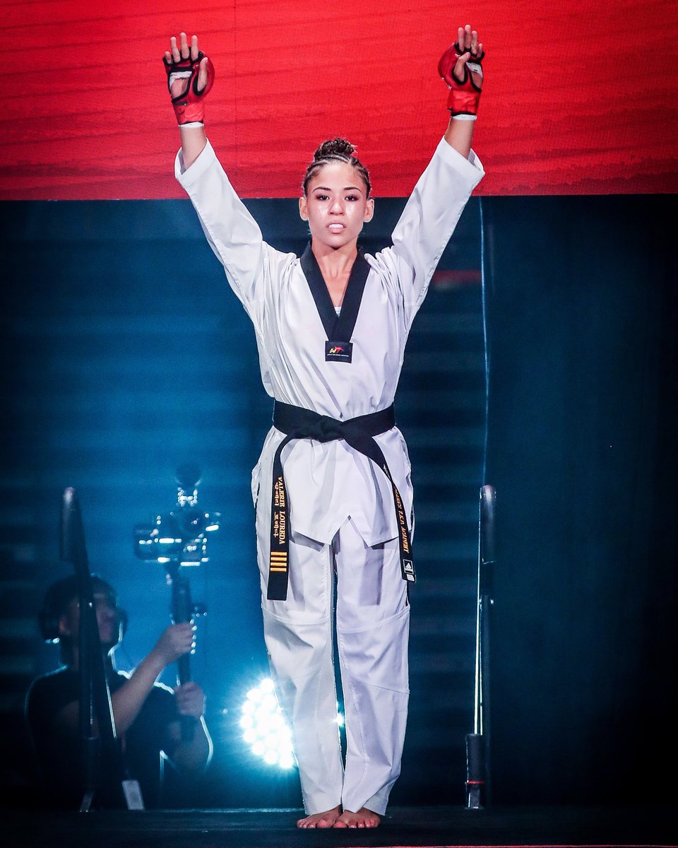 lolavicewwe's tweet image. fabulous @BellatorMMA @DAZN_USA