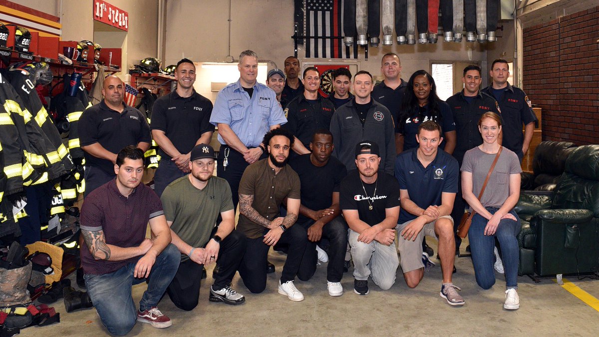 joinFDNY's tweet photo. The #FDNY Office of Recruitment and Retention hosted another firehouse visit for #Firefighter Candidate Mentorship Program Mentees on June 15 at #Engine220/#Ladder122 in #Brooklyn. View more photos at https://t.co/Jcw3vqd9Tu. #FFCMP https://t.co/ExFSdMfMJH