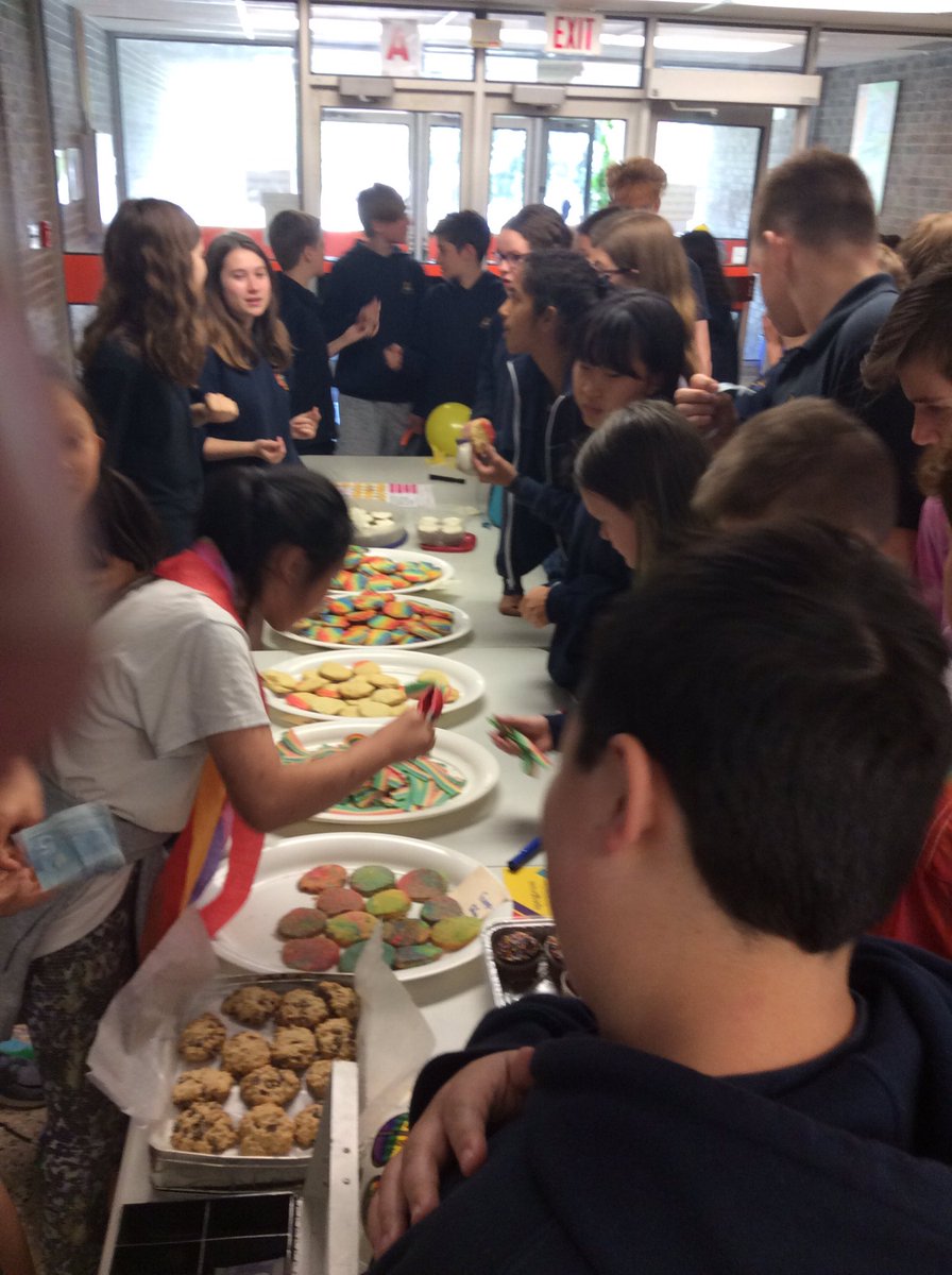 MrMBrett's tweet image. Here are some scenes from our Pride Bake Sale at @ASPS_HWDSB put on by our socialjusticeleague.ca. Tons of fun and all sold out! Proceeds going to @speqtrumYHM. @HWDSB