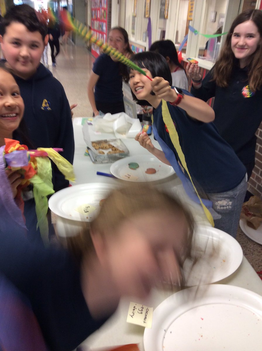 MrMBrett's tweet image. Here are some scenes from our Pride Bake Sale at @ASPS_HWDSB put on by our socialjusticeleague.ca. Tons of fun and all sold out! Proceeds going to @speqtrumYHM. @HWDSB