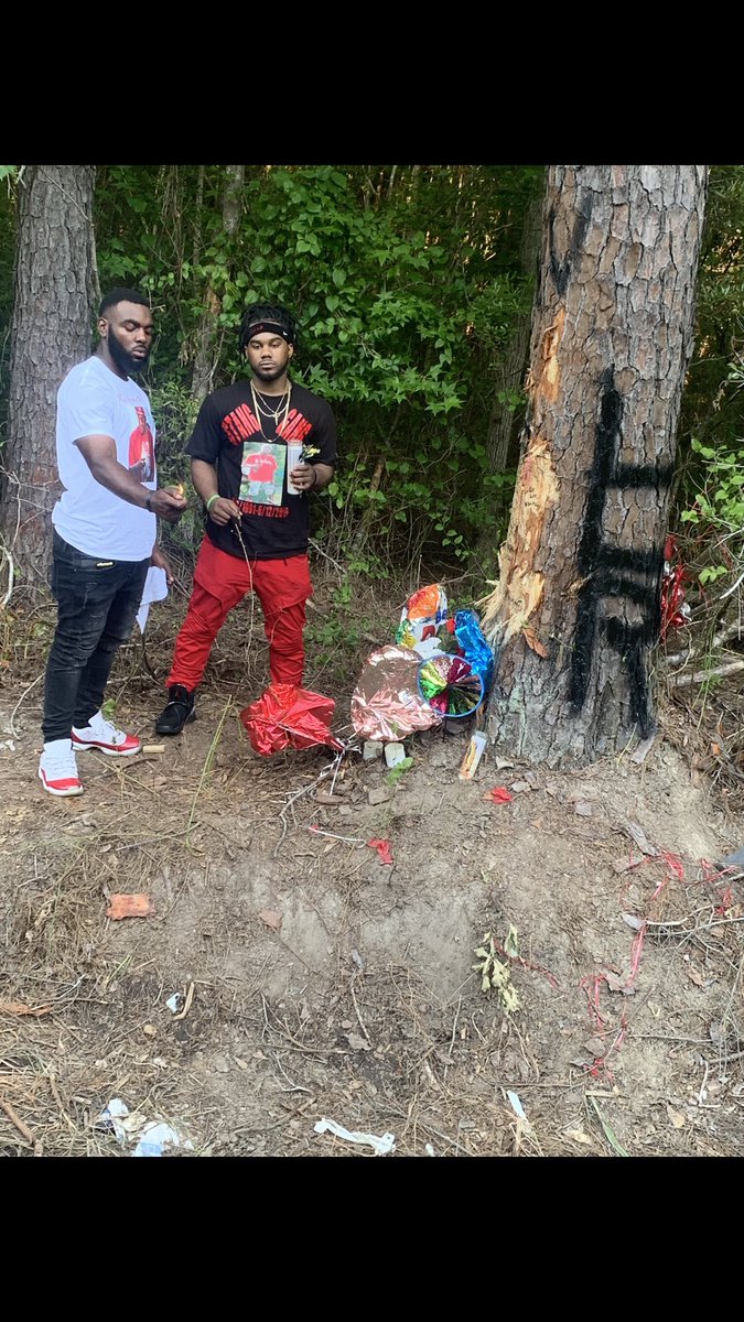 Dree_007's tweet image. “I’m protected by these Ghetto Angels” 👼🏽🙏🏾💯 #LLRello