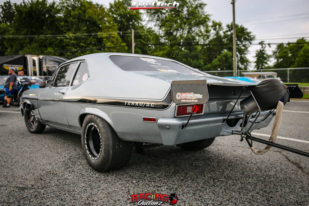 racingoutlawz's tweet photo. Jim Costa's "Evil Bitch 1"
One Badass Nitrous Huffing Nova!!
#racingoutlawz #dragracing #nitrous #x275 #radials #smalltire https://t.co/Nuc6RMgGr3