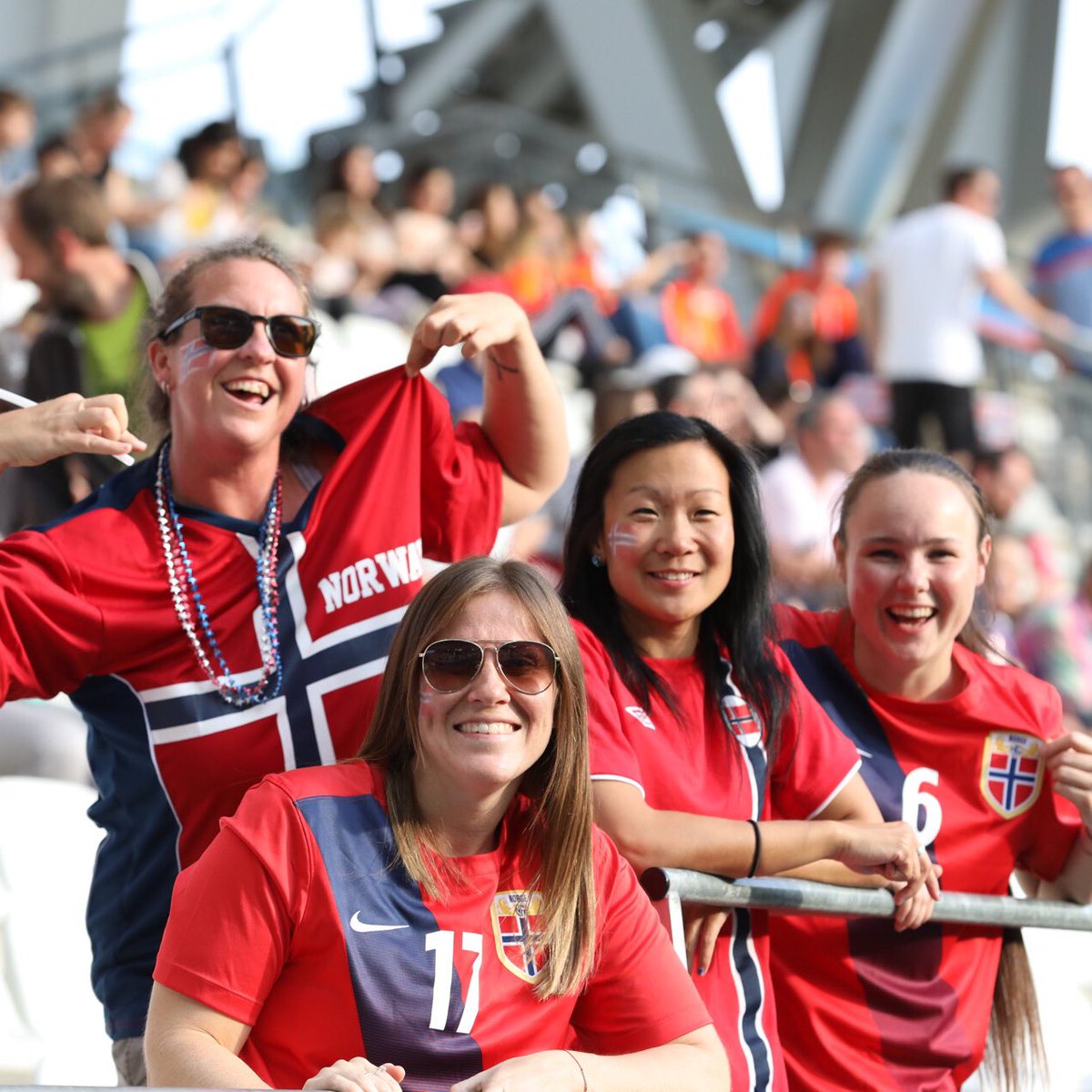 VilledeReims's tweet photo. Rencontre à enjeu à #Delaune entre la #KOR et la #NOR pour ce 4e match de la @fifacom_fr à Reims : 2 équipes en course pour une #qualification pour les 8e de finale ! #DareToShine https://t.co/WNXMi4IS2T