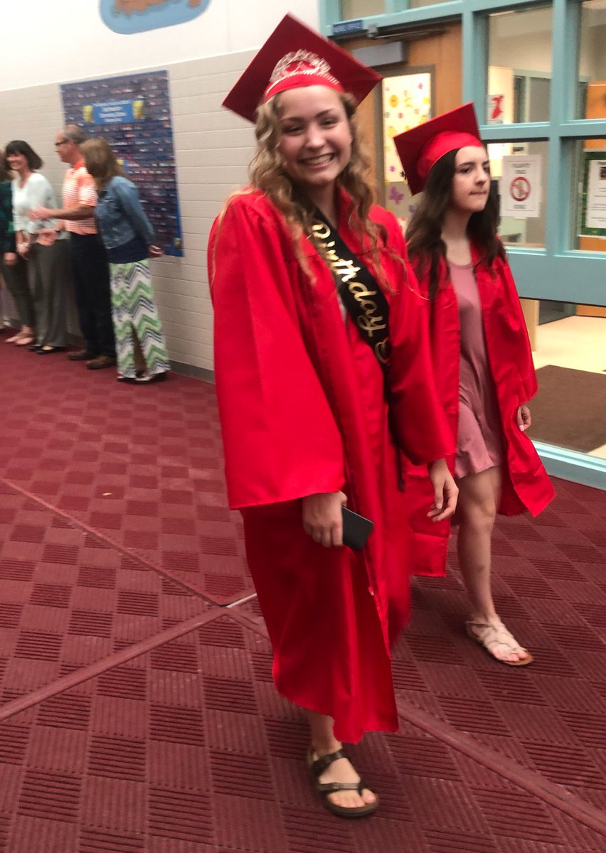 SWCSTrojans's tweet image. #SWCSClassOf2019 #SeniorStrut