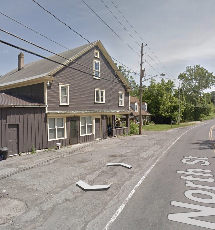 dewittnews1's tweet photo. Town supervisor Michalenko uses taxpayers money to buy house for town. It sits empty for the past 3 years. Did the residents know about this? Is this another Glen loch? #townofdewitt #edmichelenko @KerinRigney #cny https://t.co/lIyS0FbGTJ