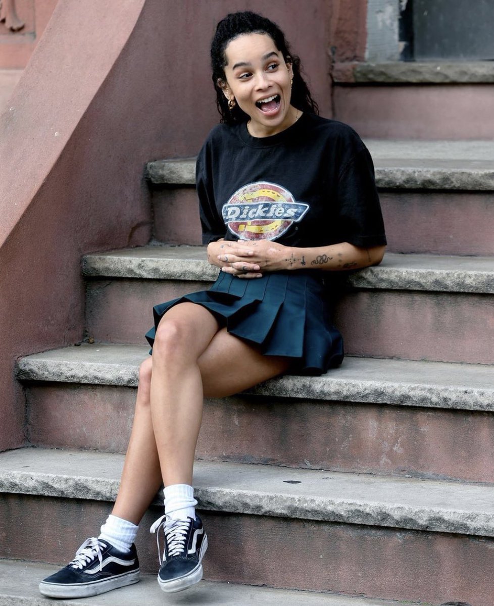 jihanebousfiha_'s tweet image. dream girlfriend literally dream girlfriend