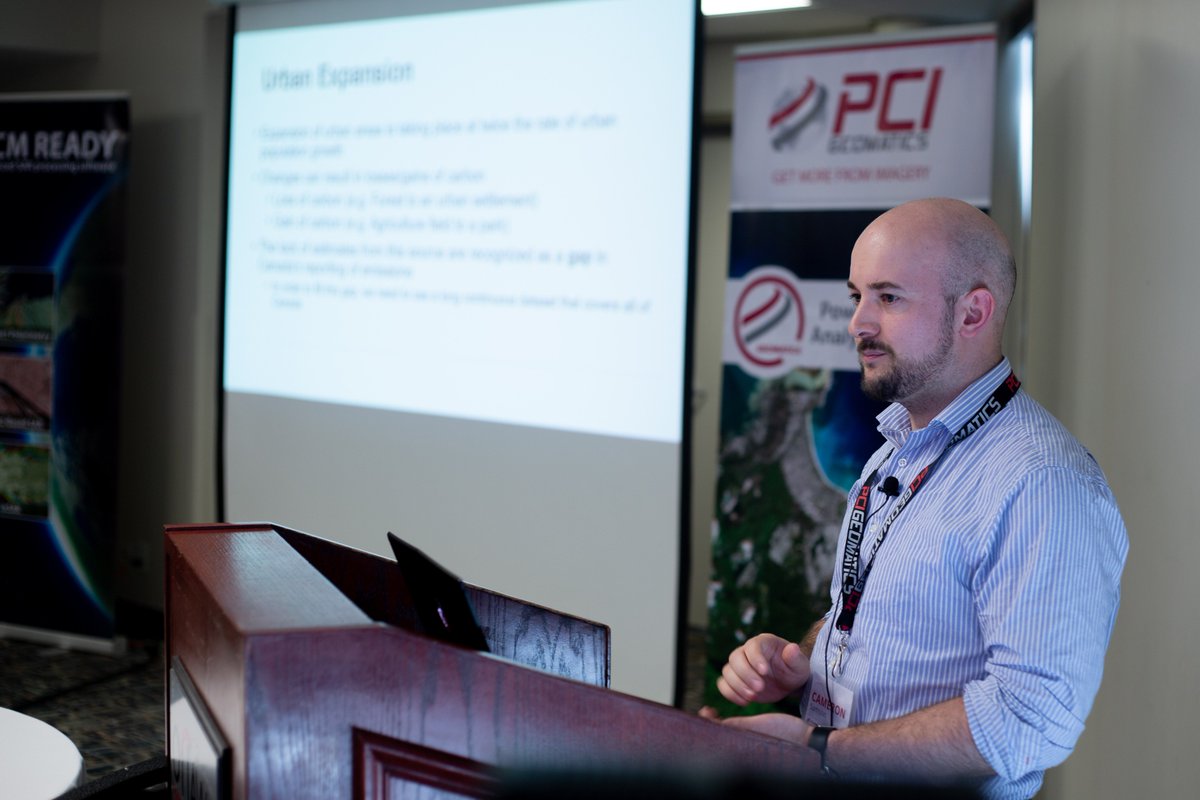 pcigeomatics's tweet photo. Environment and Climate Change Canada (ECCC) presenting on use of #GXL and #hypertemporal imagery for #climatechange research @ECCCSciTech, leveraging #EarthObservation @PrashantShukle #collaboration https://t.co/pVzHuTav0t