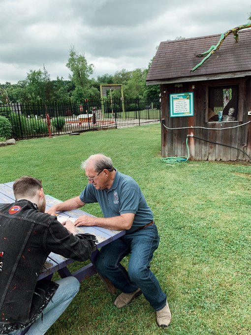 View image on Twitter