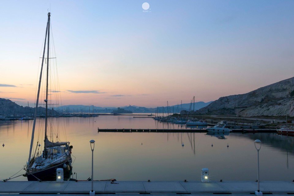 RondPoint_'s tweet photo. •Port Frioul ⛵️
https://t.co/dYJ1KnRJmn

#marseille #frioul #island #natgeo #earthfocus #rondpoint #photography #travel #seascape #sunrise #seascape #frioul #island #boat https://t.co/aALz8md8iN