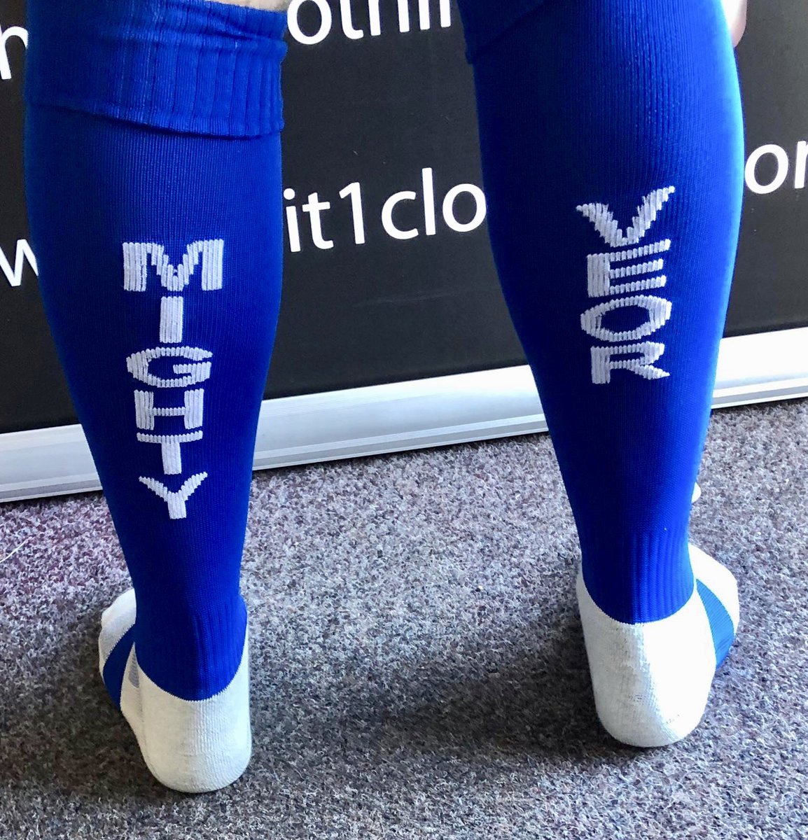 Exhibit1Clothin's tweet photo. Great to have our own made to order socks to match our fully sublimated kit for the mighty @veorrfc and our 7s side @nomads7s winning in @lamangarugby in their blue warm up vests and match socks. #rugby #kit #Exhibit #1 🔴 https://t.co/b84ZtLK8M1
