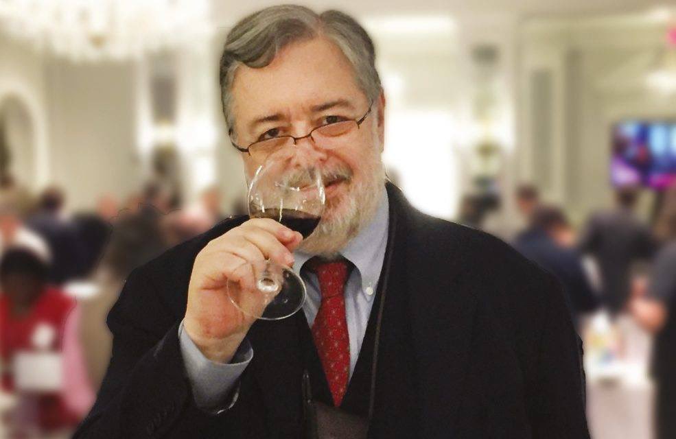 TaobukFestival's tweet photo. 🍷 A #Taobuk19 “Dall’Etna a Pantelleria, cornucopia dei desideri nel continente vinicolo siciliano".
Degustazione guidata di Daniele Cernilli. Prenota l'imperdibile appuntamento di #FudHub: 22 /6 dalle 13 alle 14 al Palazzo dei Congressi di Taormina. Scrivi a info@expoct.it https://t.co/GZWL3jET6U