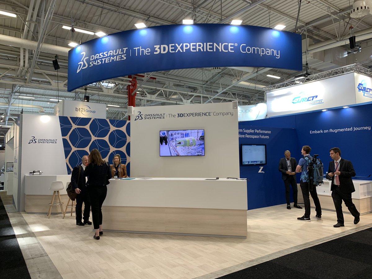 Belle 1ère journée au #SalonDuBourget où j’ai eu l’opportunité de rencontrer de véritables passionnés de leur métier : l’#innovation au service de l’#aéronautique. J’en parle sur LinkedIn si tu veux ! 👇🏻

linkedin.com/feed/update/ur…

#PAS19 #ParisAirShow #3DEXPERIENCE 

À demain ! 👋🏼