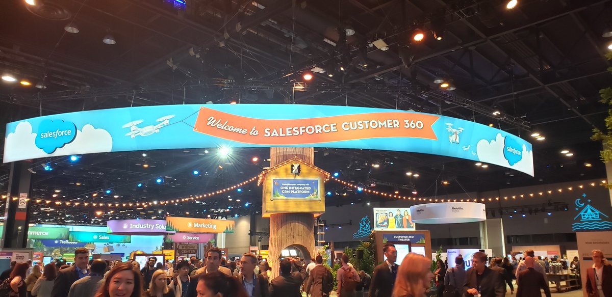 We are back in Chicago for Day 1 of Salesforce Connections. Looking forward to a week full of learning. #CNX19