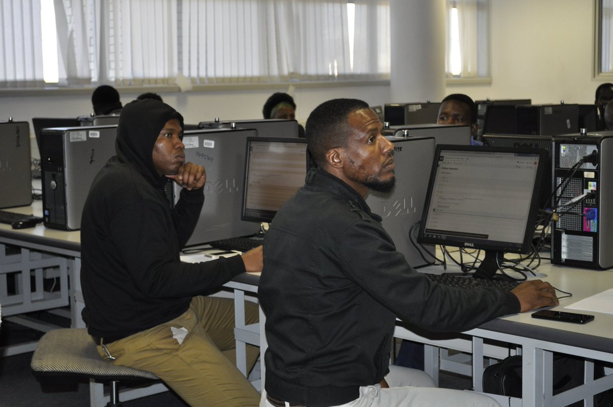 IndabaxB's tweet photo. Moments from day 1 of IndabaX Botswana... https://t.co/V0TlD3Eq3e