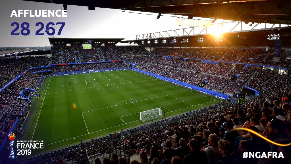 fifacom_fr's tweet image. Stade plein à @metropolerennes pour #NGAFRA !

#NGA #FRA #FIFAWWC