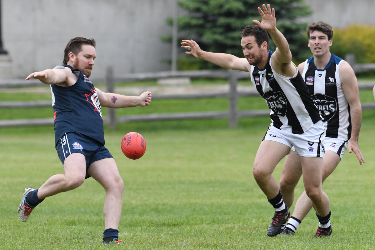 AflOntarioPhoto's tweet photo. The photos from the Round 4 game between the @RebelsAFC and the @centralbluesafc have been posted: https://t.co/Tvy00vZwuA https://t.co/P1kgIdTF8G