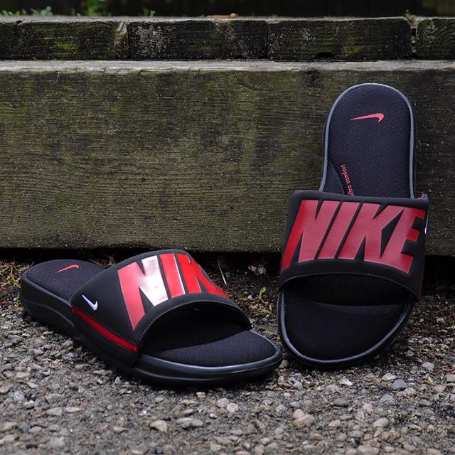 nike ultra comfort 3 red