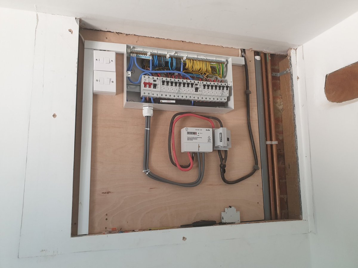 electrical_kc tweet picture
