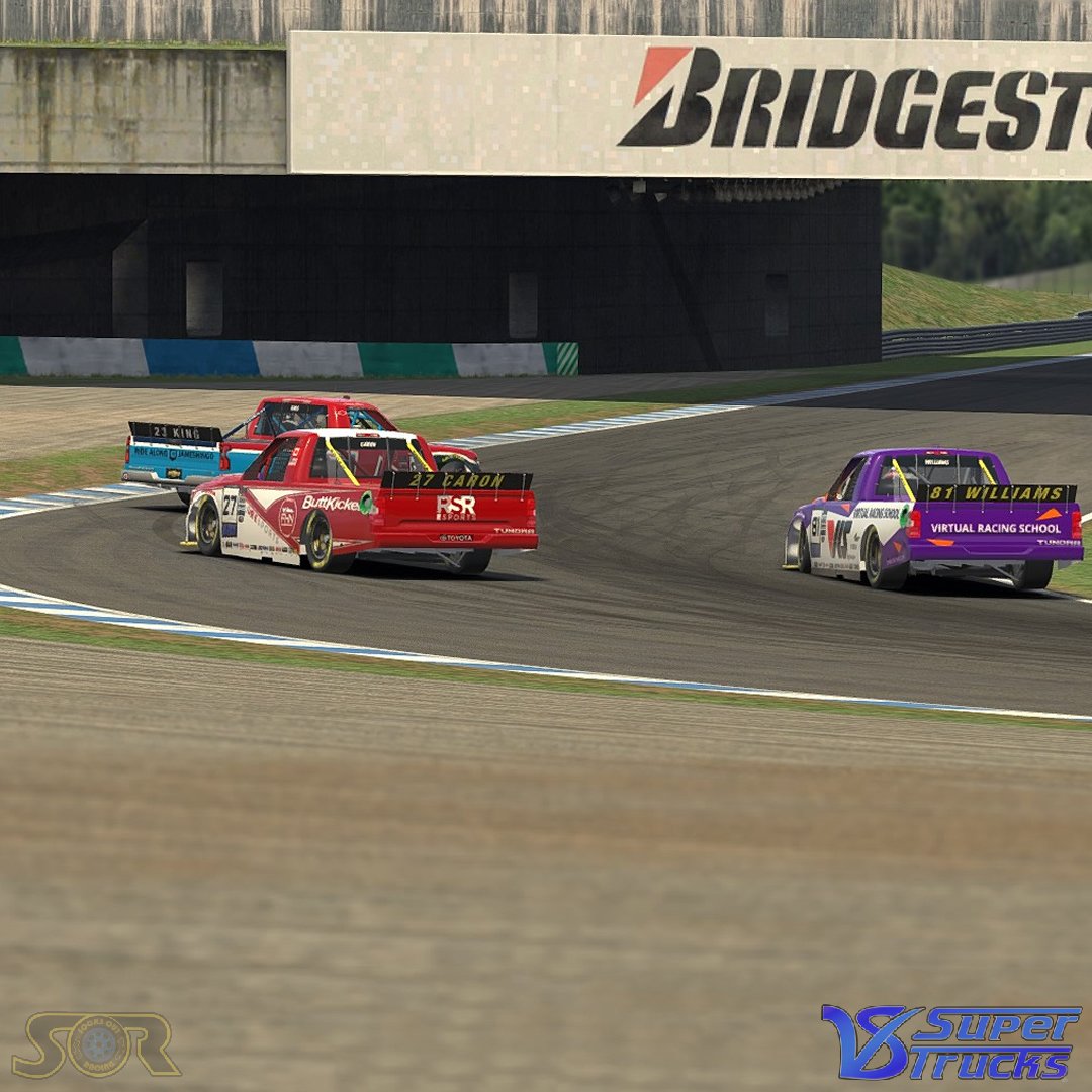 SocksOutRacing's tweet photo. Sometimes a game of tag can get too aggressive 😅 #V8ST https://t.co/RFljZ5jyFc
