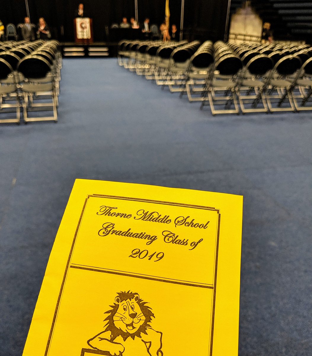 CommanderC429's tweet photo. Congratulations @thorne_ms Class of 2019! 🎓 #MTPSPide https://t.co/WBp5RK3CPJ