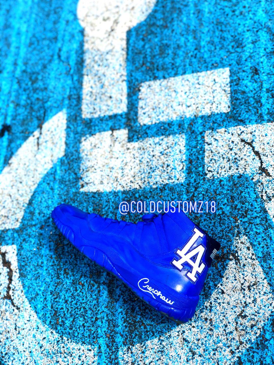 SneakerHead_Co's tweet photo. Dedication, hard work plus patience
The sum of all my sacrifice, I'm done waitin' ๐๐ #VictoryLap #Dedication #ColdCustomz18 #LA #Crip #BlueLaces #Jordan11 #CustomKicks #SneakerNews #SneakerLife
Follow @coldcustomz18 on IG https://t.co/bACGfTIsgP