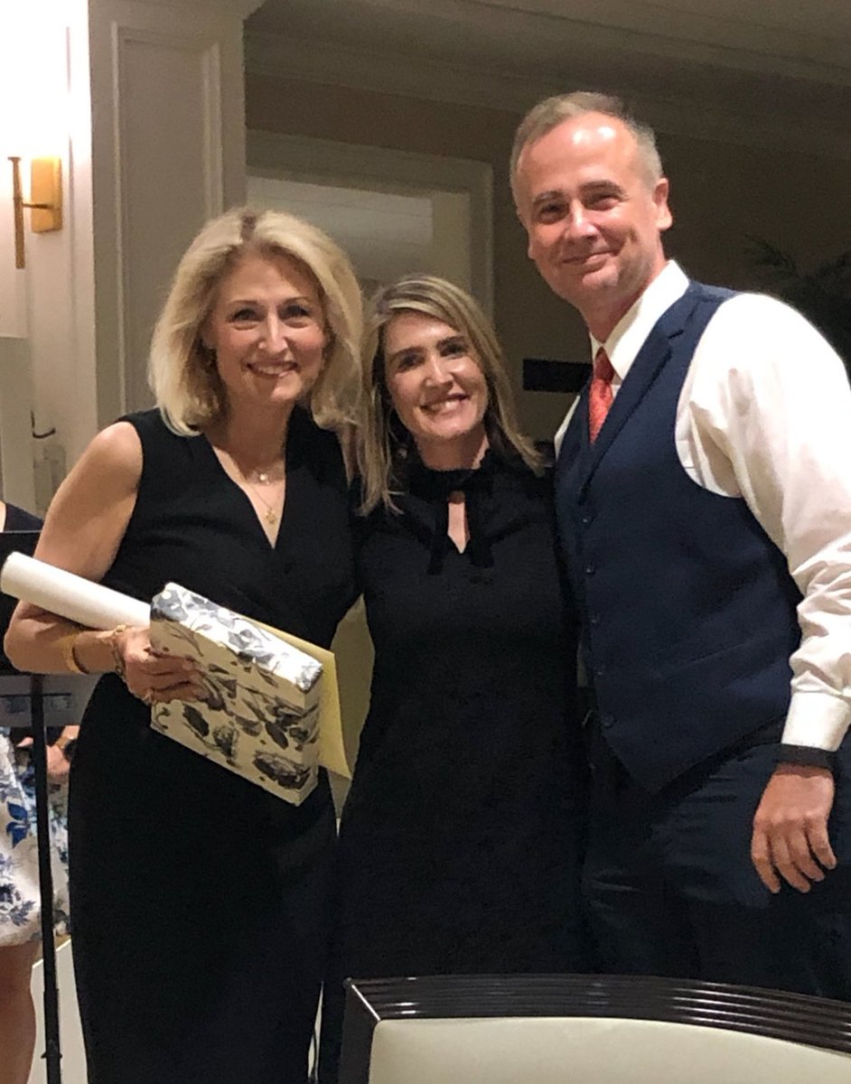 ThePalliator's tweet image. Receiving my graduation certificate! With my program director and program coordinator! #hpm #hpmclassof19 #hpm19 #fellowship #graduation