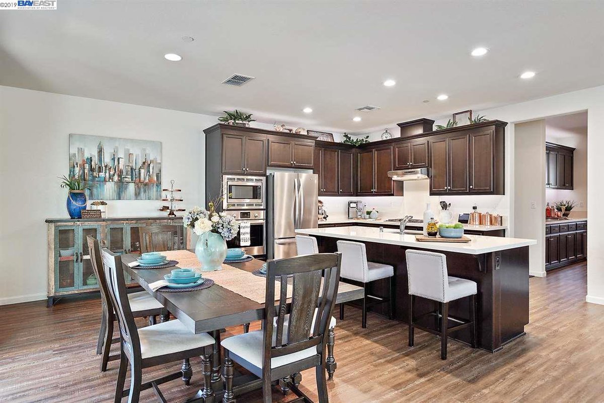 HeidyHurst's tweet photo. Price Improvement to This Exquisite Home with A Farmhouse Flare!

📬 309 Parkfield Way OAKLEY, CA 94561

4 BED | 3 BATH | 2,930 SQ/FT | $574,988

https://t.co/hzqTrmc13j 

#TheHurstTeam #HeidyHurst #AlexHurst #REALTORS® #RealEstateMarketing #realestatelife #priceimprovement https://t.co/oE1eBh77r0