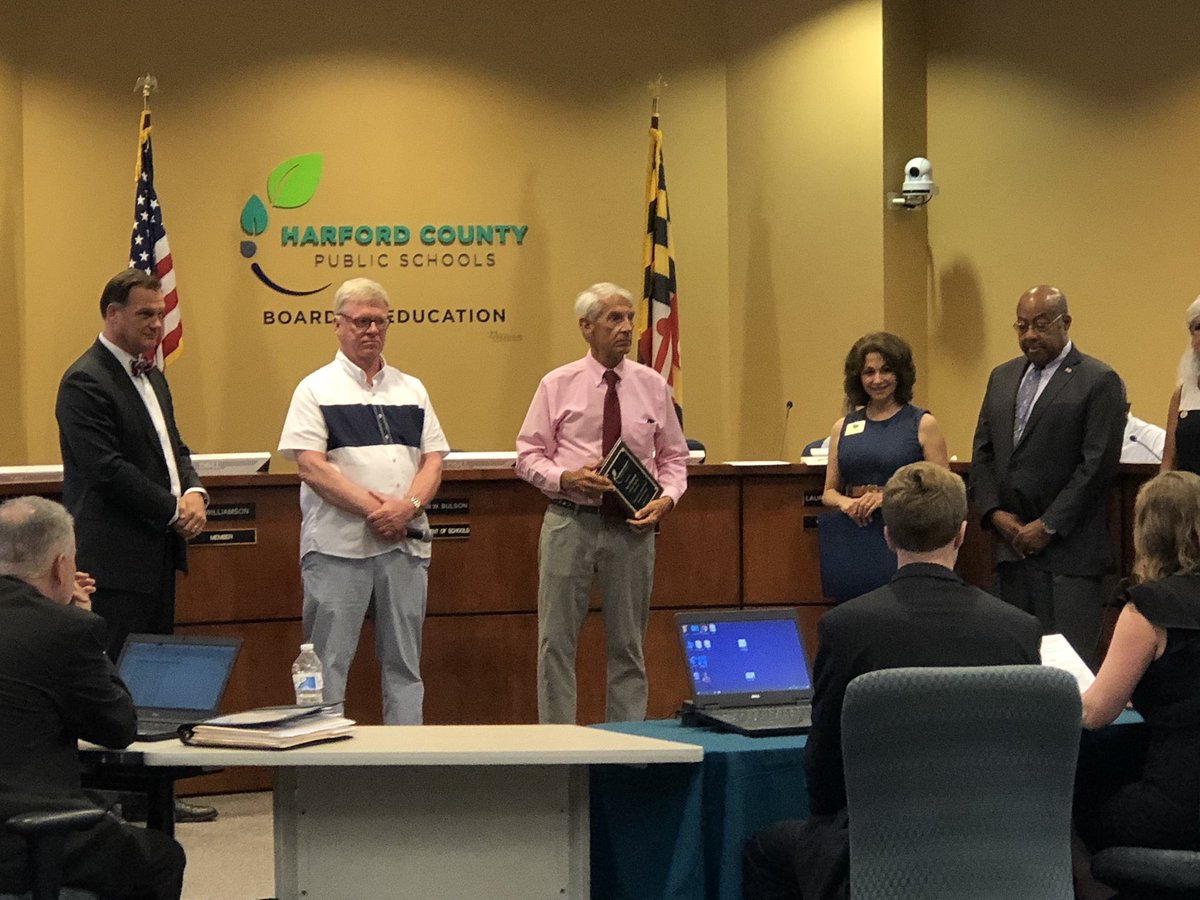 SMA_STEM's tweet photo. Congrats Mr. Chapman! HCPS Educator Hall of Fame. Thank you for your 44 years of service. https://t.co/5ymruIcops