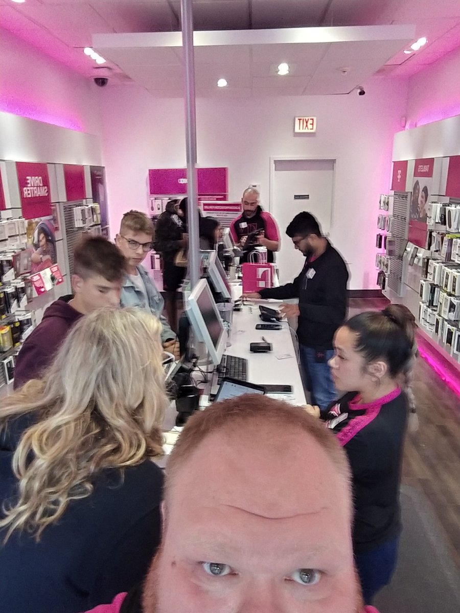 Jason Corn (@therealcorn4all) on Twitter photo Come on by the Evanston T-Mobile and kick those other providers to the curb.
<a href="/kris_colson/">Kris Colson</a>. <a href="/RJGomezIII/">Rafael J. Gómez lll</a>
<a href="/asadirfan/">Asad Irfan</a>
#MagentaChicago Come on by the Evanston T-Mobile and kick those other providers to the curb.
<a href="/kris_colson/">Kris Colson</a>. <a href="/RJGomezIII/">Rafael J. Gómez lll</a>
<a href="/asadirfan/">Asad Irfan</a>
#MagentaChicago