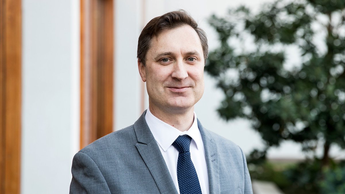 AdventistRecord's tweet photo. Adventist doctor, Dr Ken Micklethwaite, and his team from Westmead Institute have been working with modified immune cells, called CAR T cells, which could help cure blood cancer https://t.co/LZcm5tmElL #cancer #cureforcancer #bloodcancer #cancercure #medical #hospital #doctor https://t.co/i6KzqYK58u