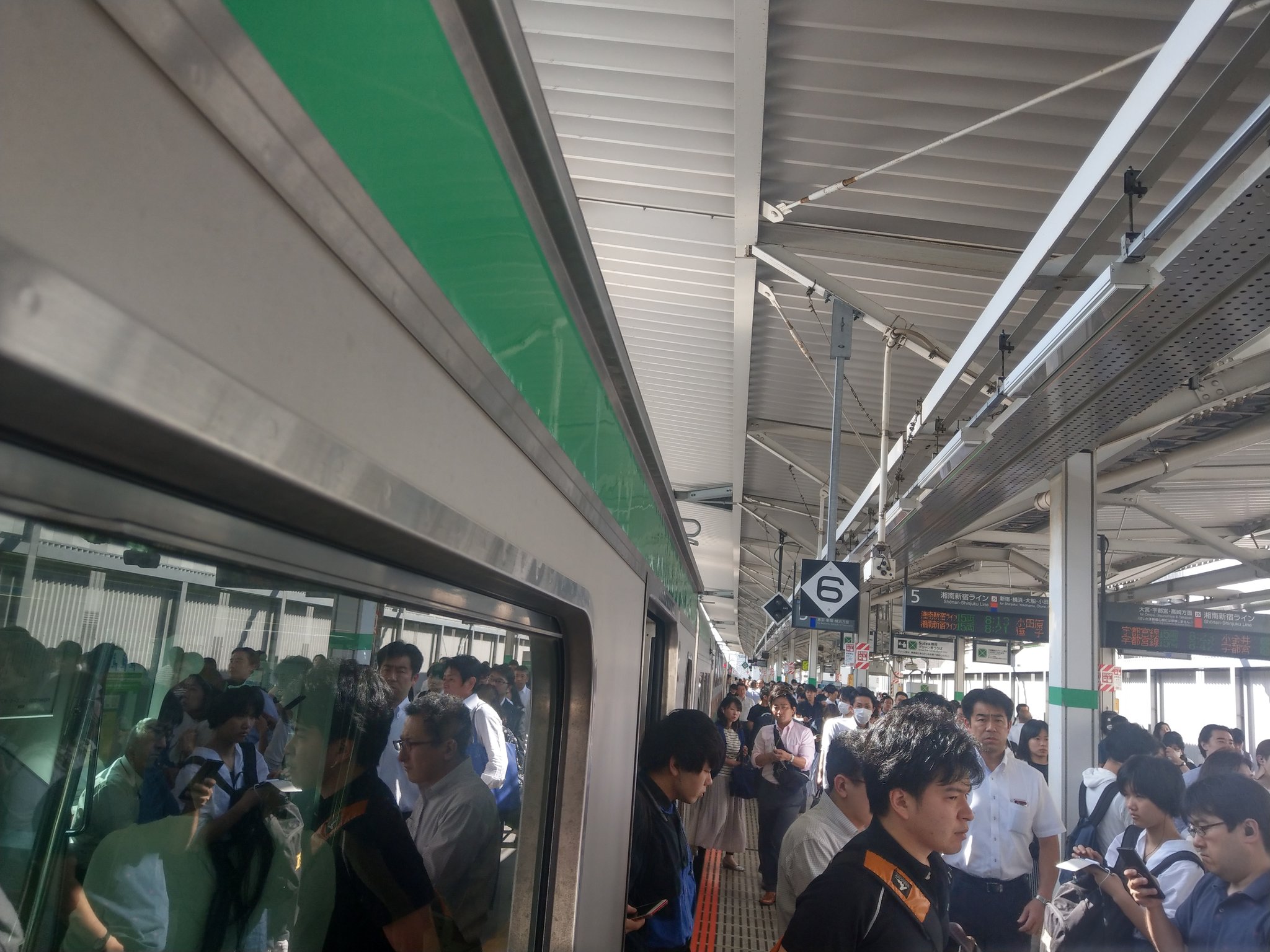 Akg 0226 27虹4th 湘南新宿ライン浦和で運転打ち切り 赤羽まで回送扱い T Co Ipldmuerso Twitter