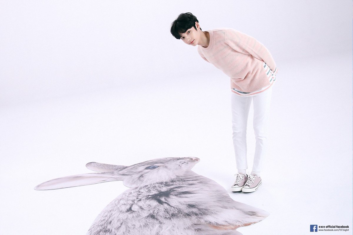 Huening35934766's tweet photo. ชอบรูปเซต Cown มาก น้องแบบน่ารักอ่ะเว้ยยยยย

#TOMORROW_X_TOGETHER #TXT #HUENINGKAI https://t.co/qz7a3DgQc0