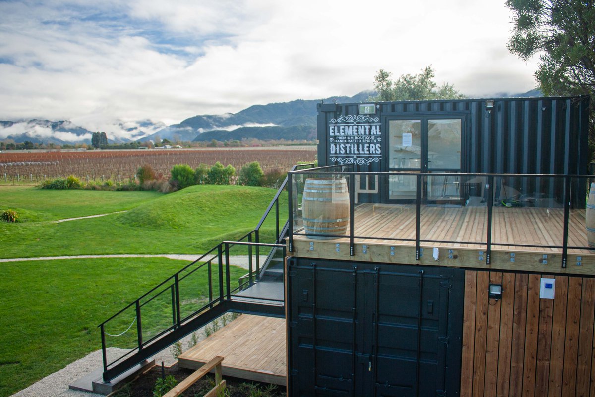 Good Morning Marlborough! 

Frosty start to the morning developing into mist over the Richmond Ranges. Morning like these I'm glad I have a still to hug for warmth.

#ElementalDistillers #OnlyMarlborough #ViewToDistil #RootsDryGin #VinesVillageCafe