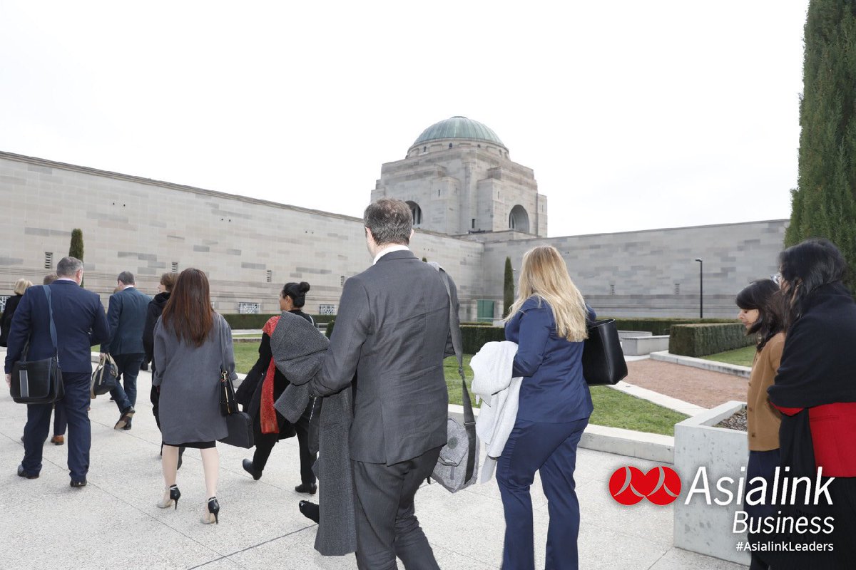 asiacapable's tweet photo. #SoftPower &amp; hard power come face to face at the @AWMemorial: @MConleytyler &amp; @PippaDickson talk #CulturalDiplomacy &amp; the evolving #publicdiplomacy landscape with the #AsialinkLeaders, commencing with a beautiful welcome to country to #Ngunnawal land. https://t.co/xfIu5USYTL