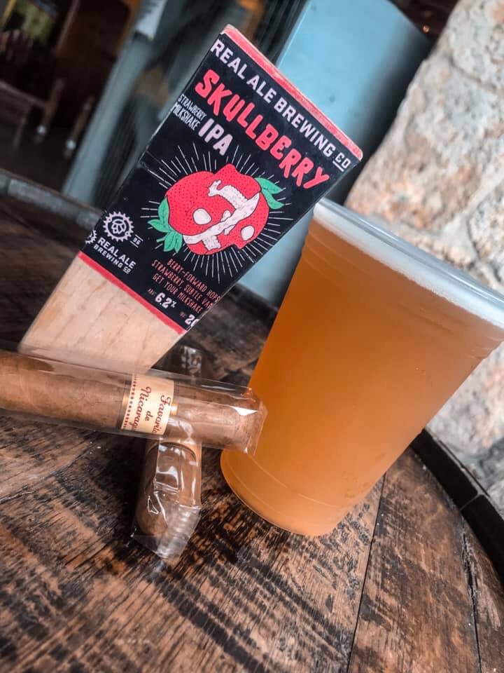 What A #Beautiful Evening it turned out to be! Join us at Random for A Monday #Brew! <a href="/RealAleBrewing/">Real Ale Brewing Co.</a> Skull Berry 👍 A Strawberry MilkShake #IPA !! #RandomBeerGarden
