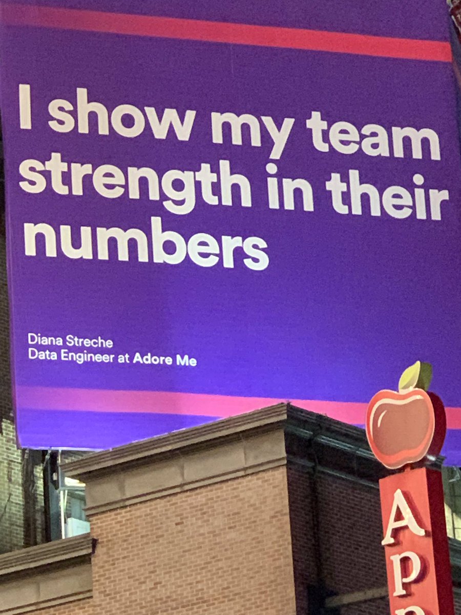 SmoovKris's tweet image. Out and about in NY last night, I saw this sign that literally SCREAMED at me! Now THIS is the leadership I try to employ daily! #ProudPrincipal #STEMSharksBYTE #TeamSTEM #STEMulatingMinds #VANCECoProud #VCSBetterTogether2018 #VCSNoExcuse #VCSBelieveIt @VanceCoSchools @StemEHS