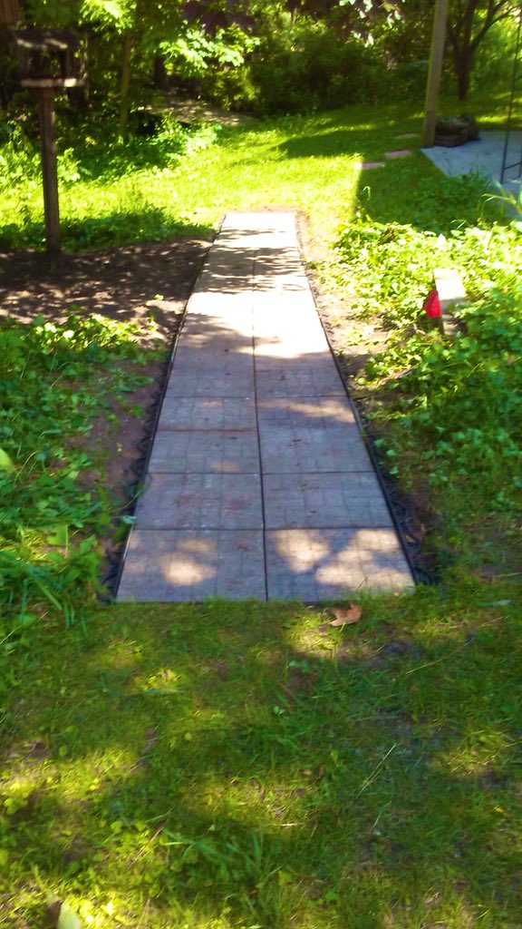 landscaping_w's tweet photo. Need walk ways done around your home property like these (or something like these)? We offer these services! #landscape #landscapingneeds #wandklandscaping @CityofTC @RecordEagle @mi_rapids @4torch @Elk_Rapids @upnorthlive @TCChamber @cityofbellaire #mancelona #Kingsley https://t.co/3eQnG9BX7H