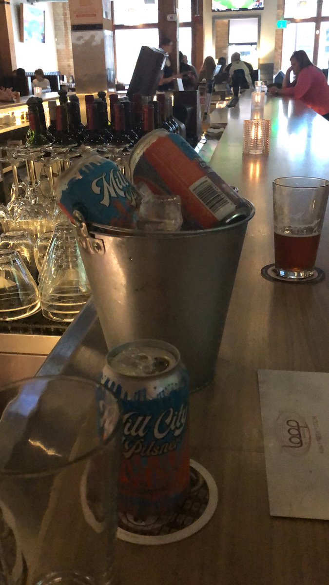 tygershark7's tweet photo. Trivia Night at #TheLoop https://t.co/JSayFjSUrK